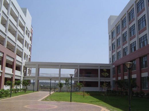 东校区教学楼1